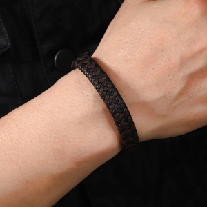 Men's double-layered braided leather bracelet with magnetic clasp in black and brown