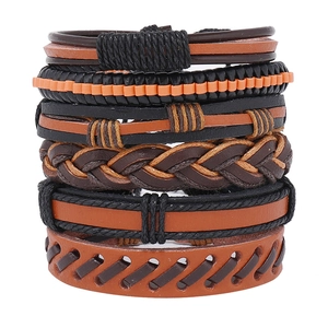 Bracciale da Uomo Retrò Multistrato Tessuto a Mano in Pelle Artificiale Stile Punk Regolabile in Cordino Cerato Gioielli di Moda