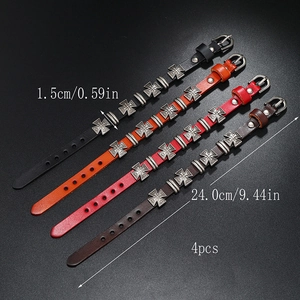 Set di 4 braccialetti punk in pelle con croce nei colori nero arancio rosso e marrone