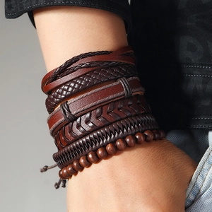 Lot de 6 bracelets réglables en cuir pour hommes avec cordons tressés marrons et perles de bois