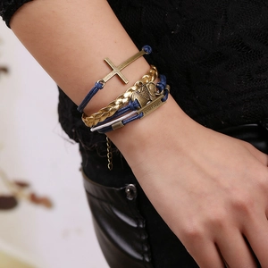 Ensemble de bracelets multicouches tissés avec breloques éléphant, croix et courage