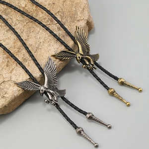 Retro-Adler-Bolo-Tie mit geflochtenem Lederband in Antik-Silber und Gold-Optik