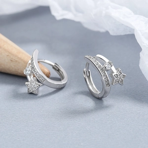 925 sterling silver star hoop earrings with pavé cubic zirconia for a trendy look