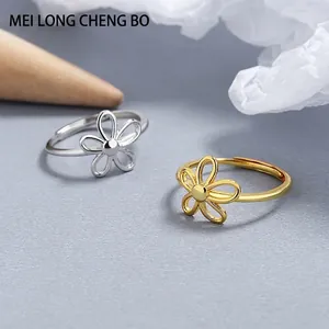 Anillos de flores huecas de plata 925 en colores oro y plata con banda abierta ajustable