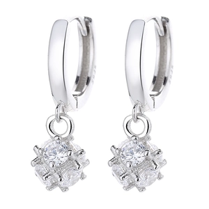 Élégantes boucles d'oreilles créoles en argent S925 avec breloques boules en zircone