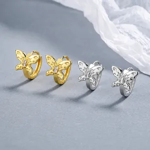 Créoles papillon en argent 925 élégantes avec placage d'or et pierre de zircon