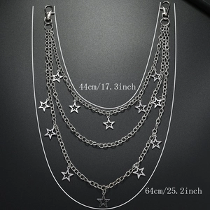 Dettaglio catena a tre strati con stelle che mostra lunghezze di 44cm e 64cm
