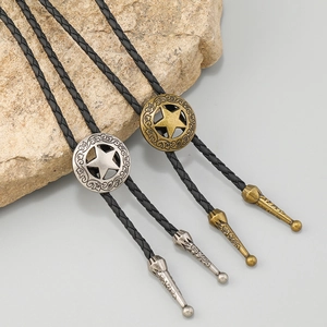 Western-Bolo-Krawatte mit Stern-Anhänger in Silber und Bronze auf Flechtschnur