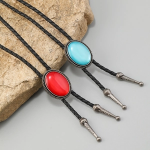 Μπόχο Western Bolo Tie με τυρκουάζ πέτρα και πλεγμένο δερμάτινο κορδόνι