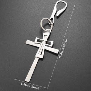 Minimalist double cross keychain with dimensions 17.0cm and 5.8cm for bags and pants