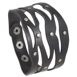 Bracelet punk réglable en cuir noir avec motifs ajourés et clous métalliques