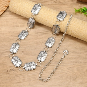 Vintage silver metal chain belt with engraved ethnic patterns for stylish women's dresses