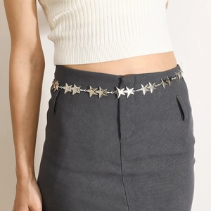 Chaîne de Taille en Métal Argenté pour Femmes Décoration Étoile Pentagramme Accessoire Mode Ajustable Ceinture de Robe