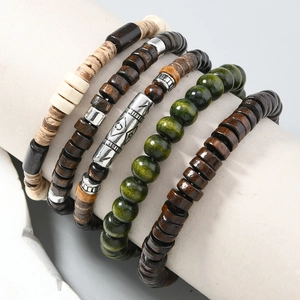 Ensemble de 5 bracelets bohémiens en perles de bois avec tubes en métal argenté pour hommes
