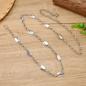 Bohemian silver metal waist chain with polished oval plates for women's skirt accessories