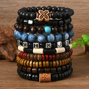 Bracelet Multicouche en Perles de Bois Fait à la Main Style Ethnique Bohémien Perles Alphabet Bijoux Élastiques Unisexe