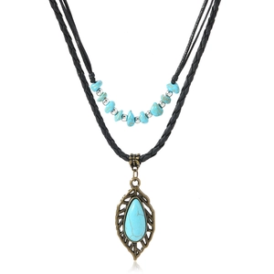 Bohemian 2-piece layered necklace with turquoise stones and vintage leaf pendant charm
