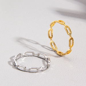 Minimalist rectangular chain link hollow rings in polished gold and silver steel finish