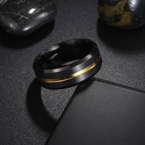 Bague Homme en Acier Inoxydable Noir et Or Finition Brossée Anneau Minimaliste Bijoux de Mode Cadeau pour Usage Quotidien