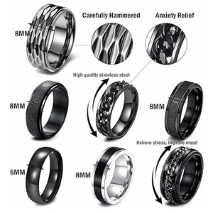Verschiedene 6mm und 8mm Edelstahl-Spinner-Ringe für Herren mit matten und gehämmerten Oberflächen