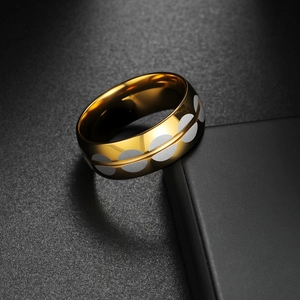Polished gold hip-hop ring with engraved grooves and silver dots for men and women