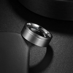 Brushed stainless steel men's ring with horizontal groove and polished inner band