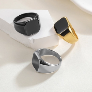 Minimalist Stainless Steel Square Signet Ring For Men Women European Geometric Polished Gold Silver Black Finger Ring Fashion Jewelry