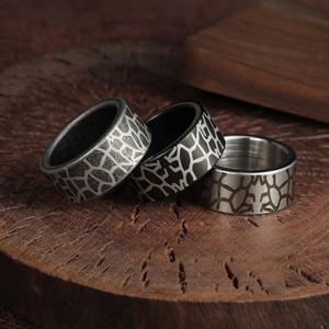 Bague Anneau en Acier Titane à Motif de Fissures Minimaliste pour Hommes Femmes Bijoux de Mode Personnalisés Anneau Géométrique Large de 10mm
