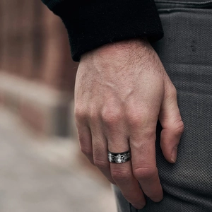 Gothic 304 stainless steel men's ring featuring silver rose and thorn engraving
