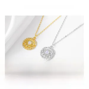 Détail des colliers œil maléfique en argent 925 avec incrustation de pierre de lune