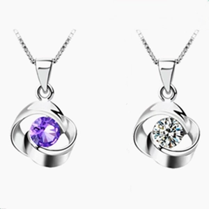 Collana con Pendente Rotante in Argento 925 con Zirconi in Viola e Bianco