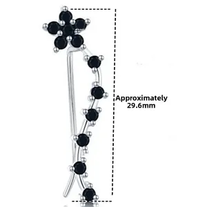 Detail showing S925 sterling silver ear crawler with black stones measuring approx. 29.6mm
