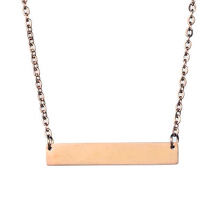 Collier barre minimaliste en argent sterling S925 finition or rose en vue frontale