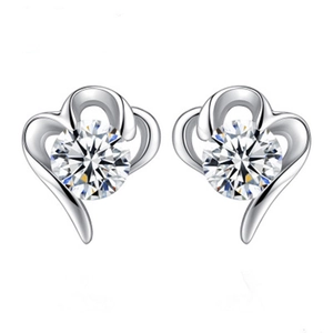 Boucles d'oreilles cœur élégantes en argent 925 avec zircons cubiques ronds brillants