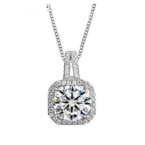Élégant collier en argent sterling S925 avec halo carré et oxyde de zirconium brillant