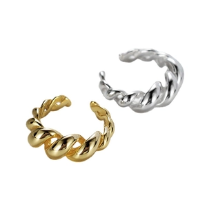 Polished 925 sterling silver and gold twisted chain open ring in a minimalist style