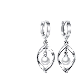 Elegant S925 sterling silver drop earrings with twisted leaf design and pearl charm