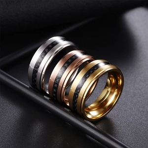 Dreiteiliges Edelstahlring-Set mit Kohlefasereinlage in Silber, Gold und Roségold-Finish