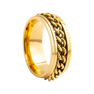 Macro shot of industrial gold curb chain inlay on a stainless steel spinner ring