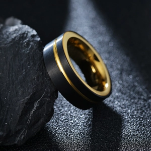 Bague en Acier au Titane 8mm pour Hommes Bicolore Noir Or Électroplaqué Finition Dépolie Brossée Anneau Minimaliste Bijoux
