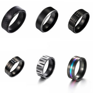 Classic men's stainless steel rings set featuring black carbon fiber and matte finishes