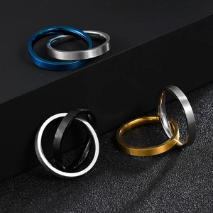 Minimalistische Ineinandergreifende Zweifarbige Edelstahlringe Für Damen Herren Gebürstetes Mattes Finish Geometrischer Bandring Mode Schmuck
