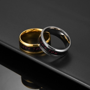 Ensemble de bagues de couple Love You en acier titane minimaliste en or et noir