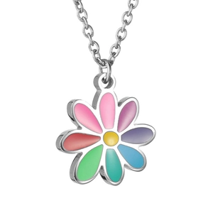 Collier pendentif marguerite colorée en acier titane avec pétales en émail multicolores