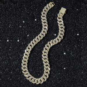 15mm goldene Cuban-Kette für Herren mit dreireihigen Strasssteinen und Iced-Out-Verschluss