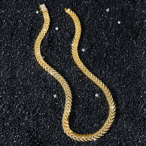 Men's hip hop gold-plated fishtail chain necklace with full iced out diamond pavé crystals