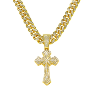 Collier pendentif croix dorée hip hop avec strass complets et grosse chaîne cubaine