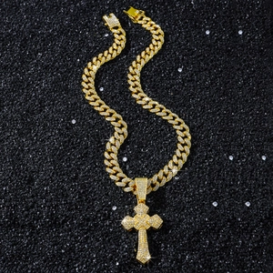 Collier Pendentif Croix Hip Hop pour Hommes Strass Iced Out Chaîne Maille Gourmette Alliage de Zinc Plaqué Or Argent Bijoux Fête