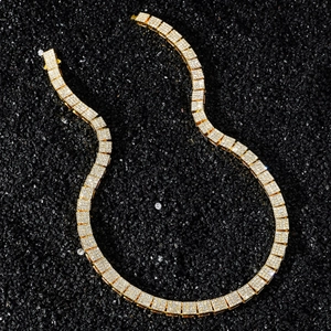 Collier hip-hop pour homme à maillons carrés dorés sertis de zircons brillants