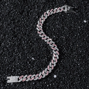 Bracelet Cuban Hip Hop 9mm avec strass roses et blancs sur fond de pierres noires